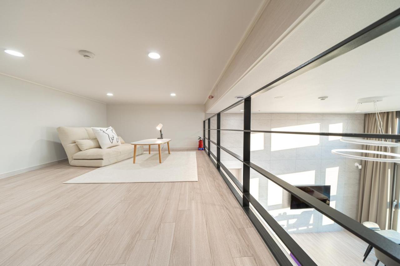 Le Collective Yeosu Appartement Buitenkant foto